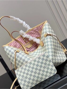 Lv bag with Pink-Trim Tote comes with Pouch #luxury
